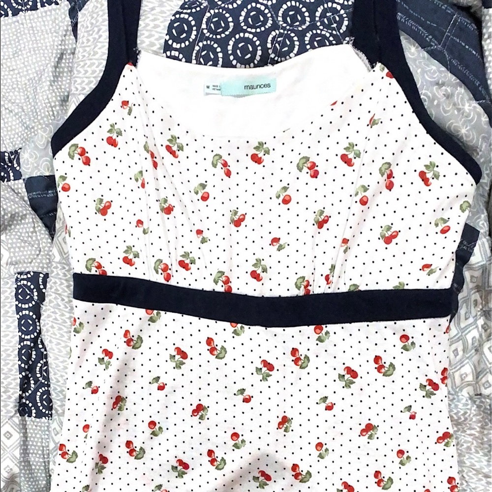 Maurices- Size Medium